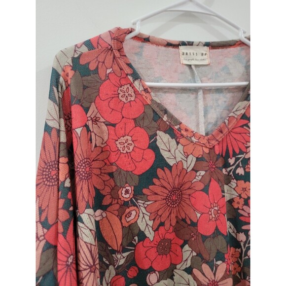 Dress Up Womens‎ Top Size 2x Floral Dolman Sleeve Colorful Knit Hyper Feminine - Picture 4 of 8